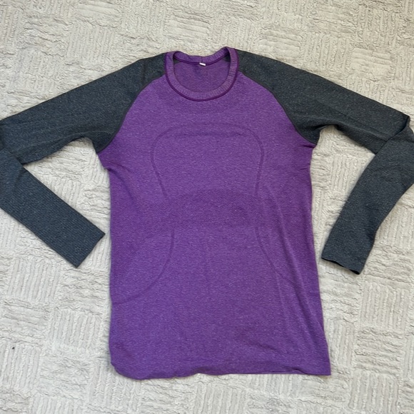 Lululemon Run: Swiftly Tech Long Sleeve Size 8
Tender Violet / Black - Picture 6 of 16